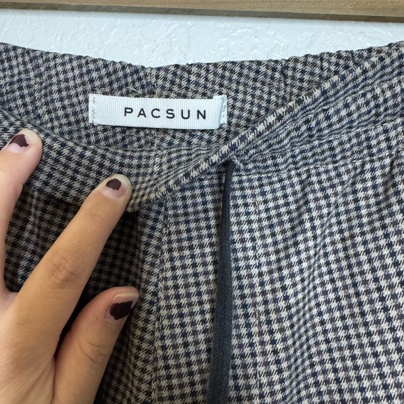 PacSun Women’s Micro-Check Joggers - Picture 7 of 12